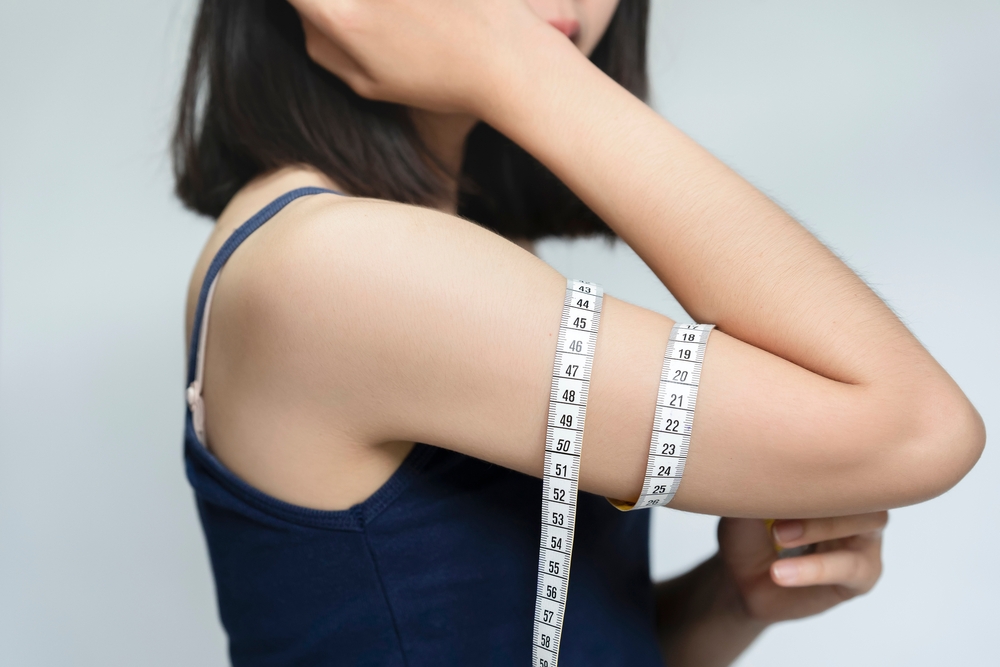 Gain a more toned and youthful appearance on your arms without trouble with scarring, Dr. Anurag provides an expert guide on this topic!
